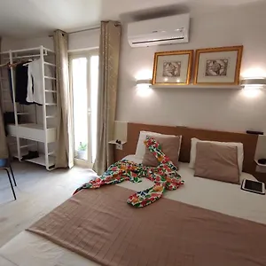  Apartment House Italien
